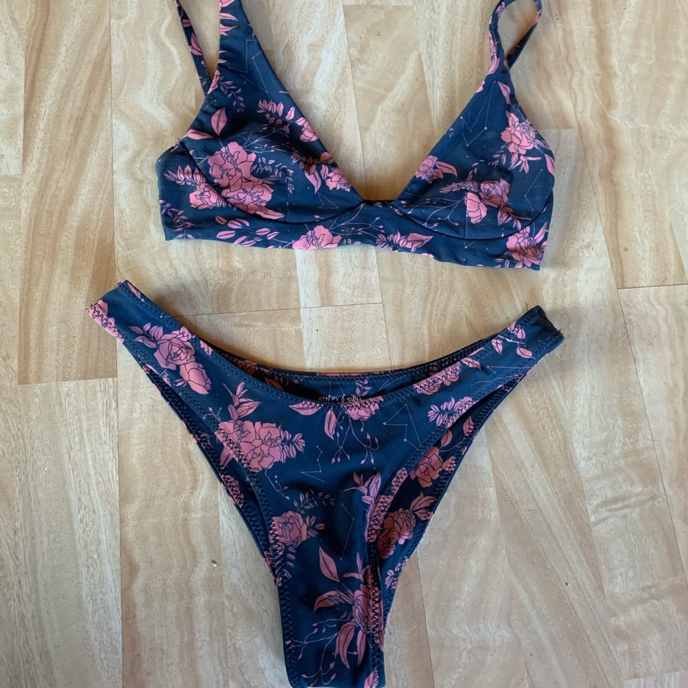 Stone fox swim bikini set xs